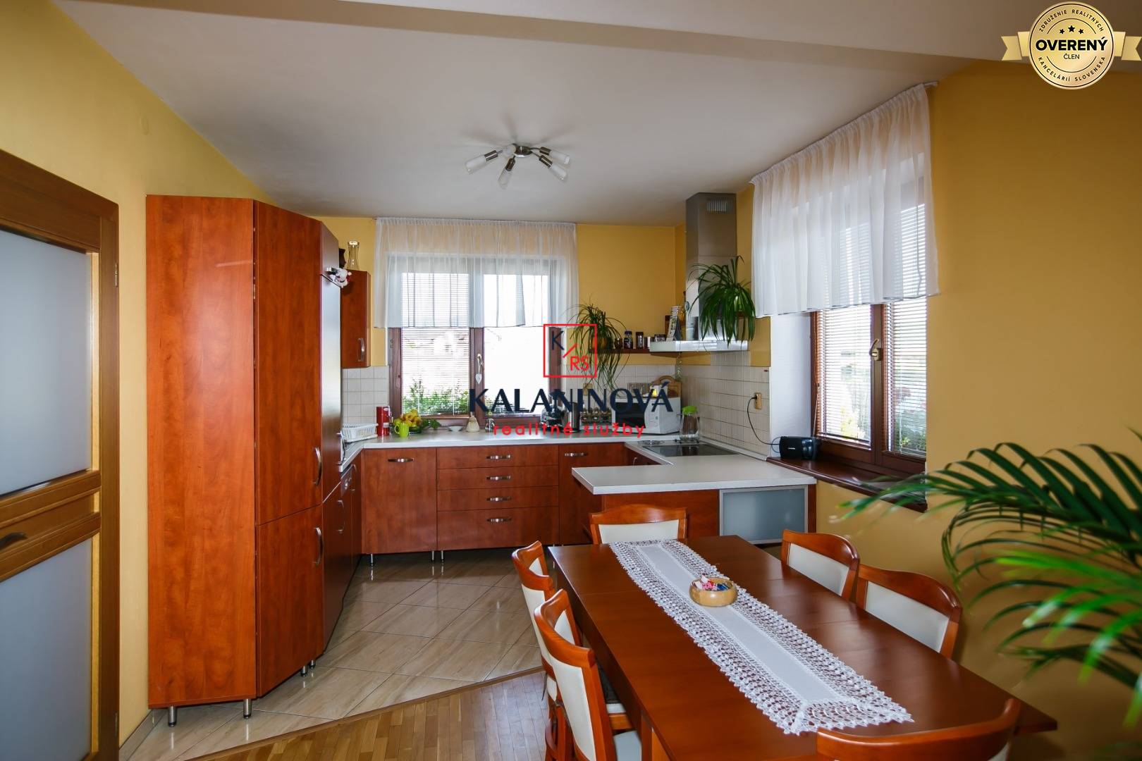 IMG_3435 kuchyna.jpg